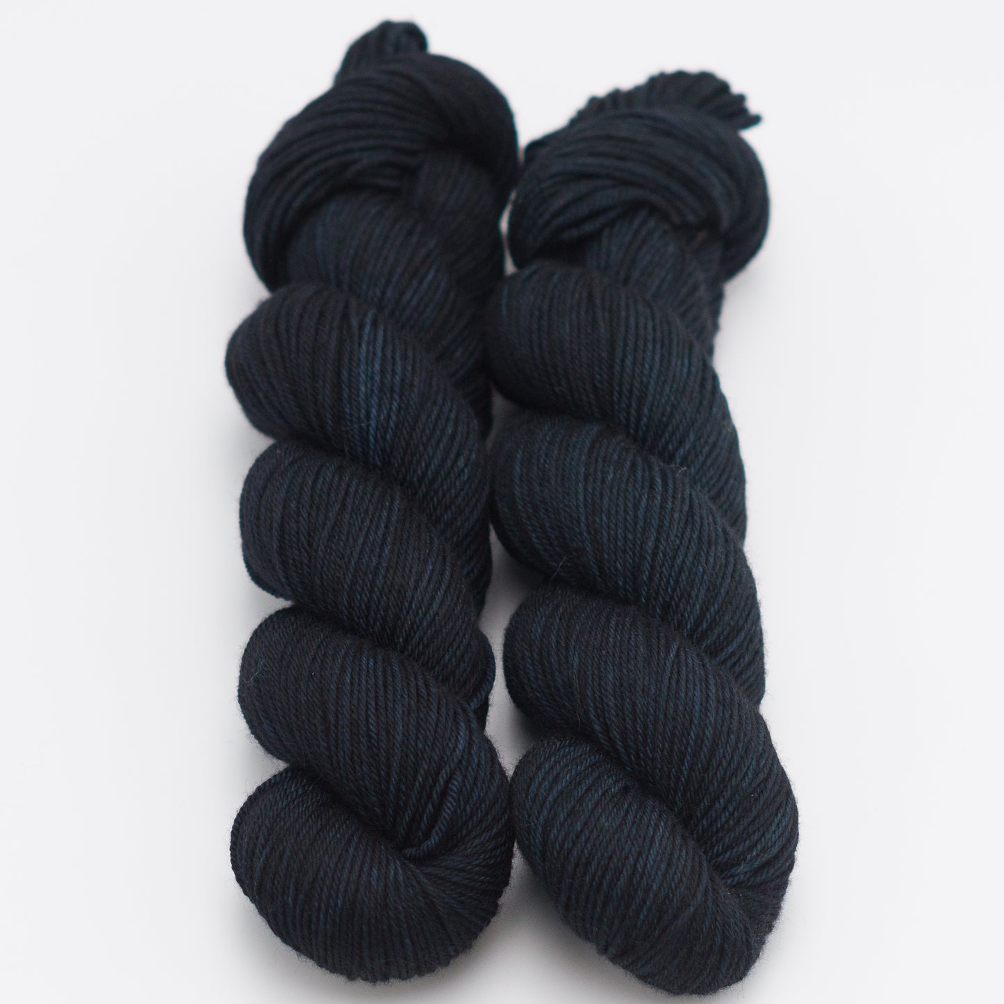 Black Walnut - Merino DK